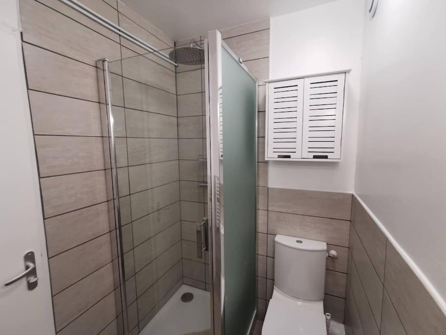 Appartement Acces Direct A La Plage Bernieres-sur-Mer Luaran gambar