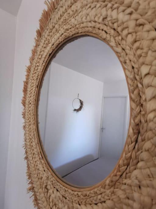 Appartement Acces Direct A La Plage Bernieres-sur-Mer Luaran gambar